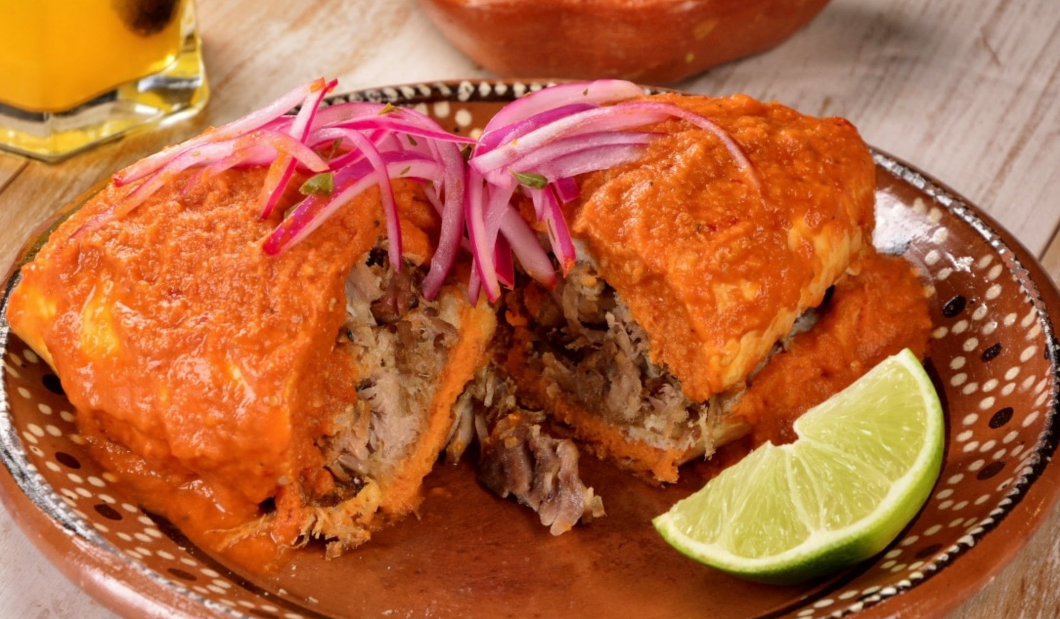 Lugares para comer tortas ahogadas estilo Jalisco en la CDMX